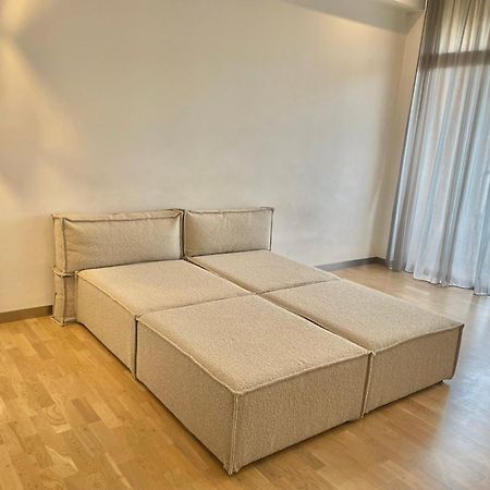 Metro Apartment เยเรวาน ภายนอก รูปภาพ
