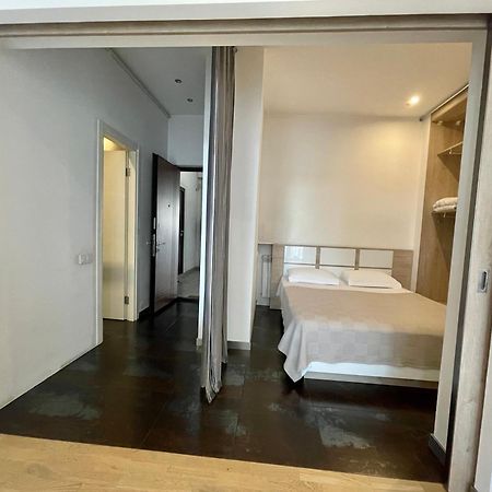 Metro Apartment เยเรวาน ภายนอก รูปภาพ