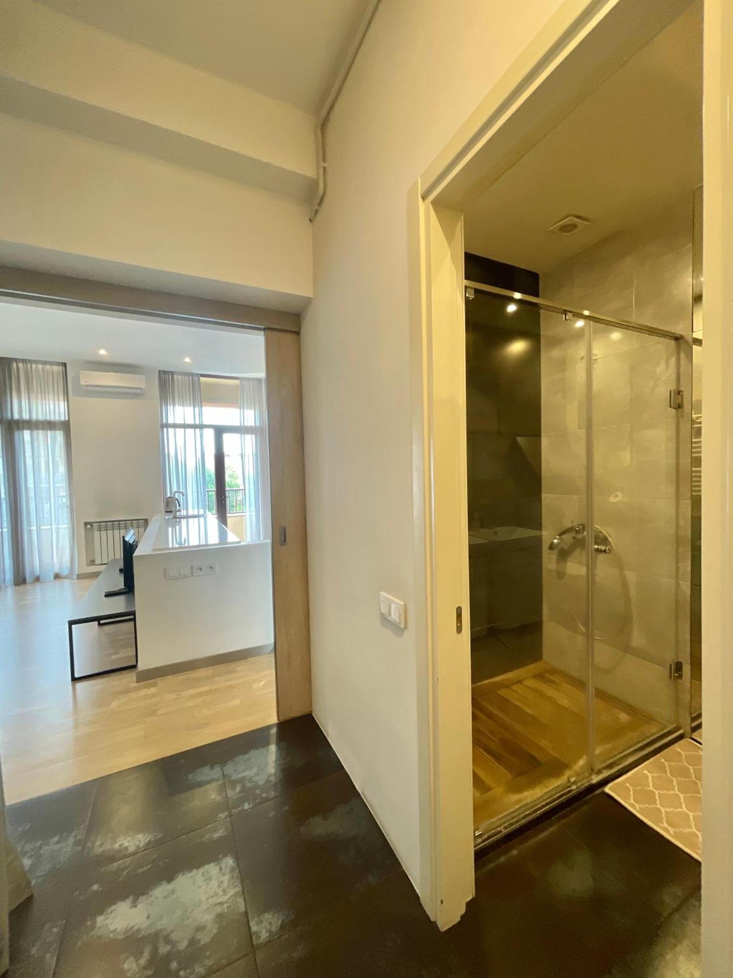 Metro Apartment เยเรวาน ภายนอก รูปภาพ