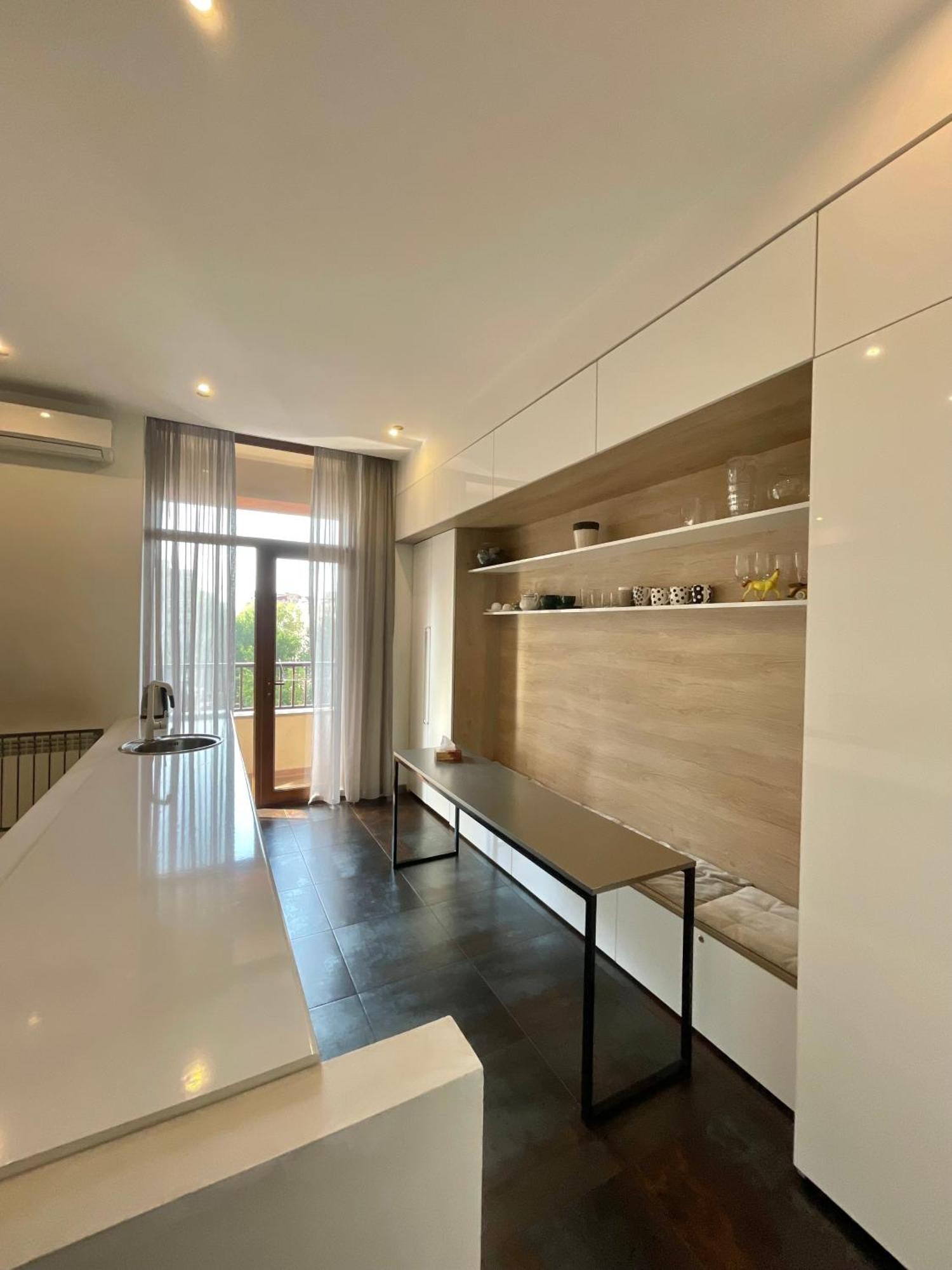 Metro Apartment เยเรวาน ภายนอก รูปภาพ