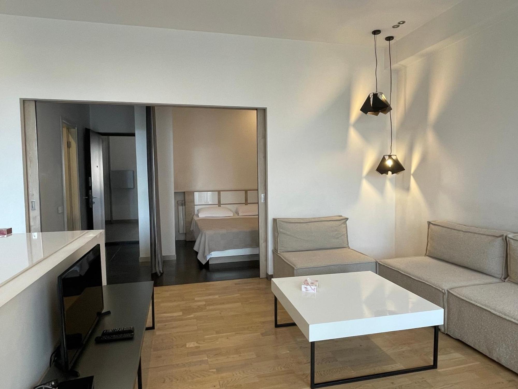 Metro Apartment เยเรวาน ภายนอก รูปภาพ