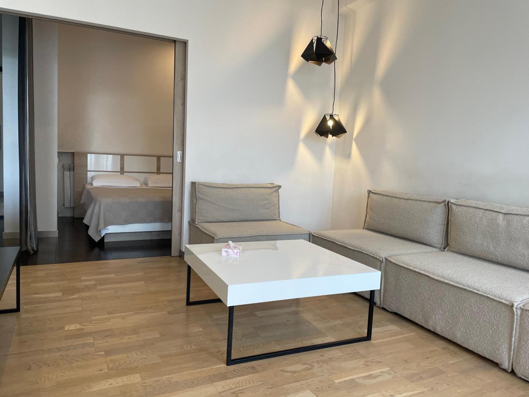 Metro Apartment เยเรวาน ภายนอก รูปภาพ