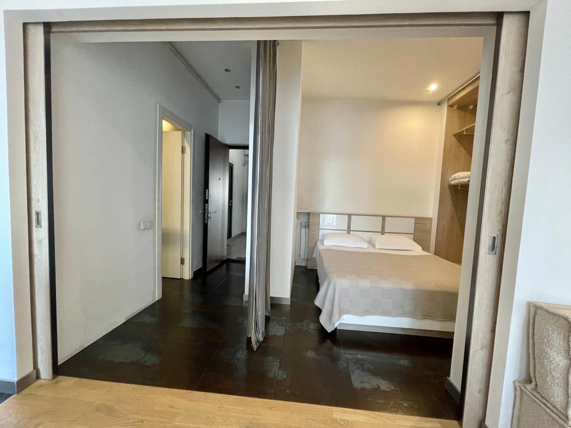Metro Apartment เยเรวาน ภายนอก รูปภาพ