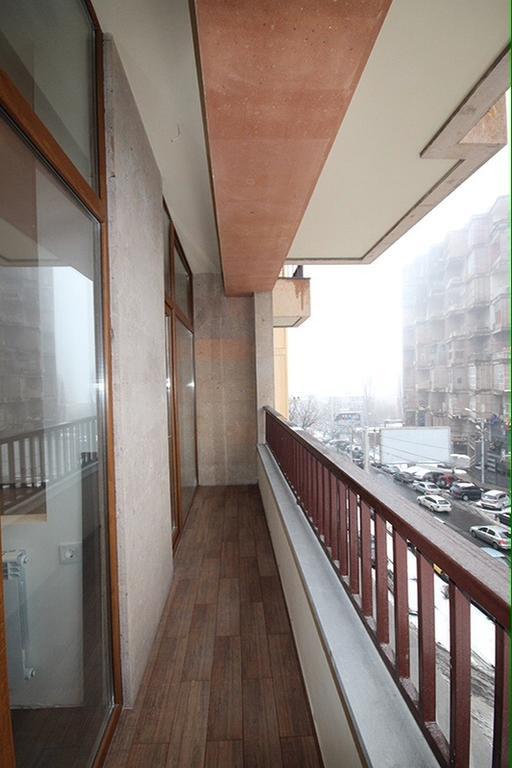 Metro Apartment เยเรวาน ภายนอก รูปภาพ